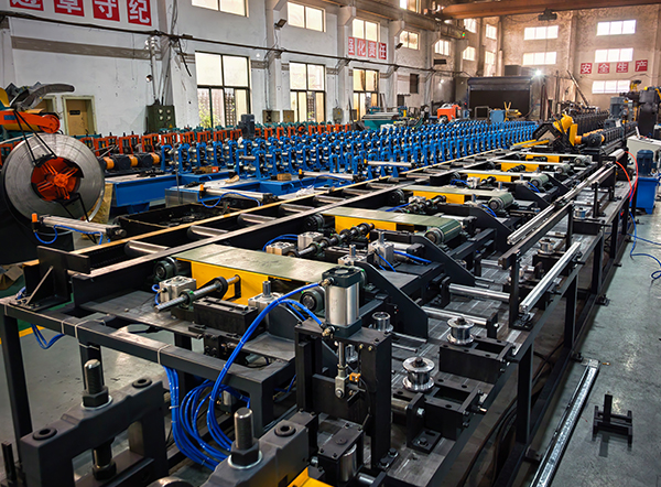 Automatic convey table and pneumatic overturning system for Step Beam Roll Forming Line